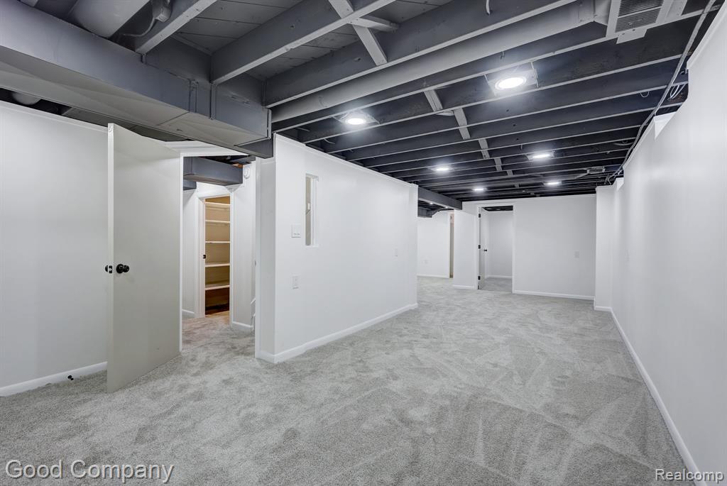 24250 Majestic Street, Oak Park, MI 48237 — Photo 47