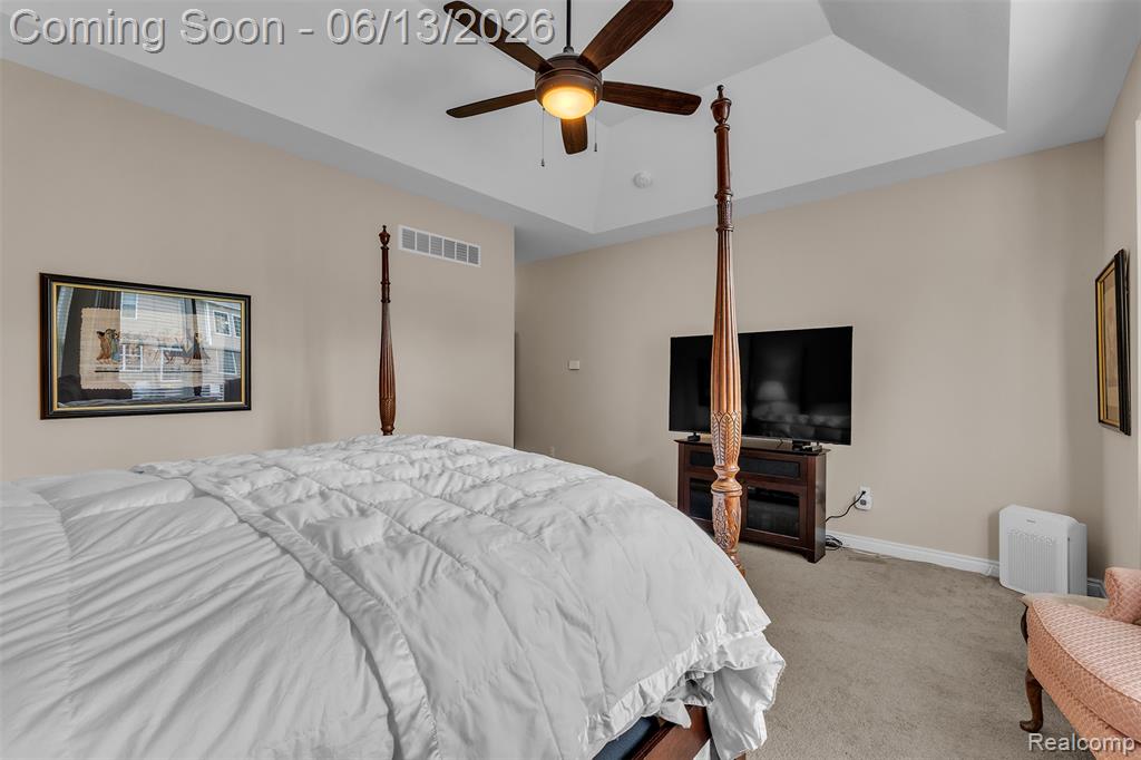 23719 Stoneleigh Drive, South Lyon, MI 48178 — Photo 29