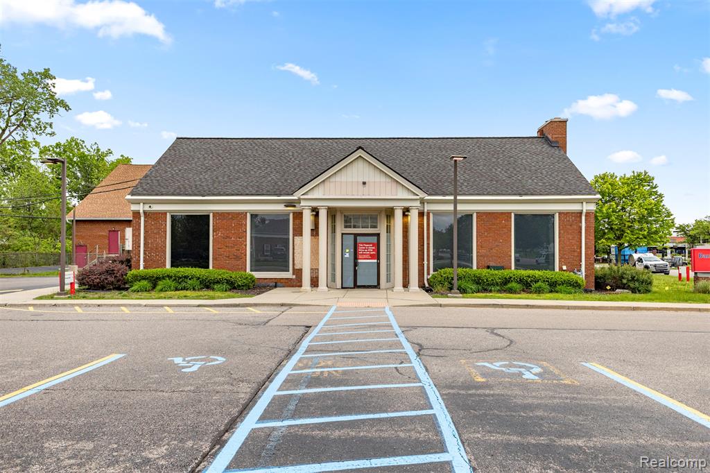 23700 Goddard Road, Taylor, MI