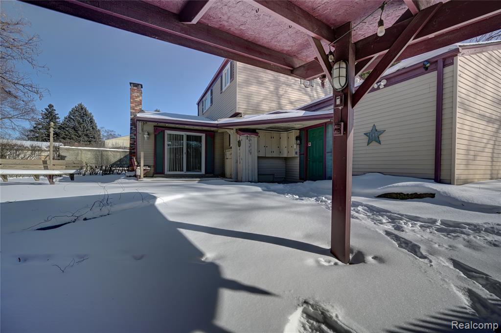 43047 Avon Court, Sterling Heights, MI 48313 — Photo 45