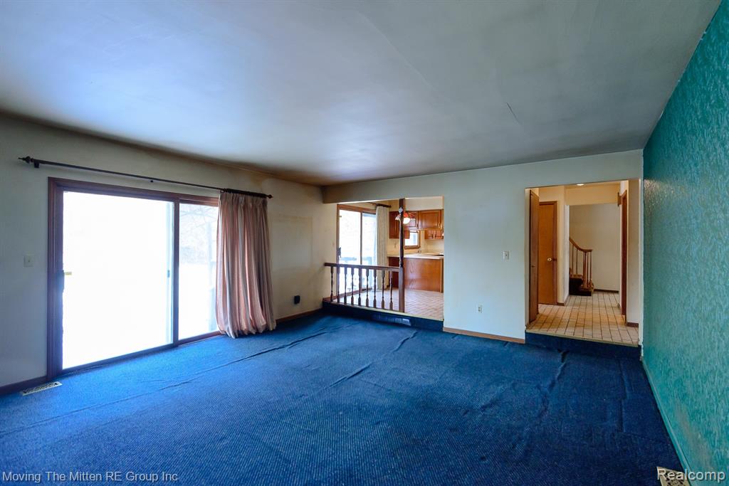 44017 Harmony Lane, Belleville, MI 48111 — Photo 16