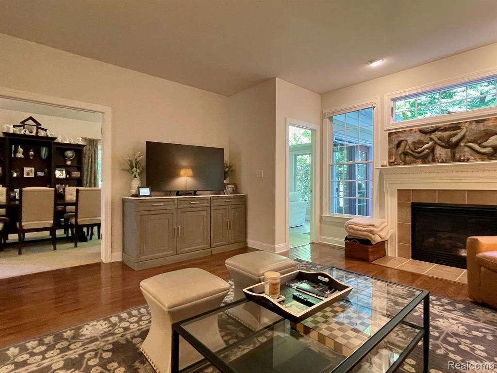 49676 Timber Trail, Novi, MI — Photo 14