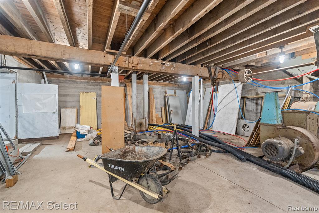 8572 Silver Lake Road, Linden, MI 48451 — Photo 49