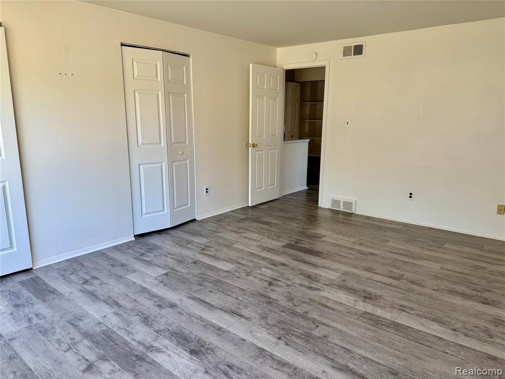 852 N Main Street, Milford, MI 48381 — Photo 7