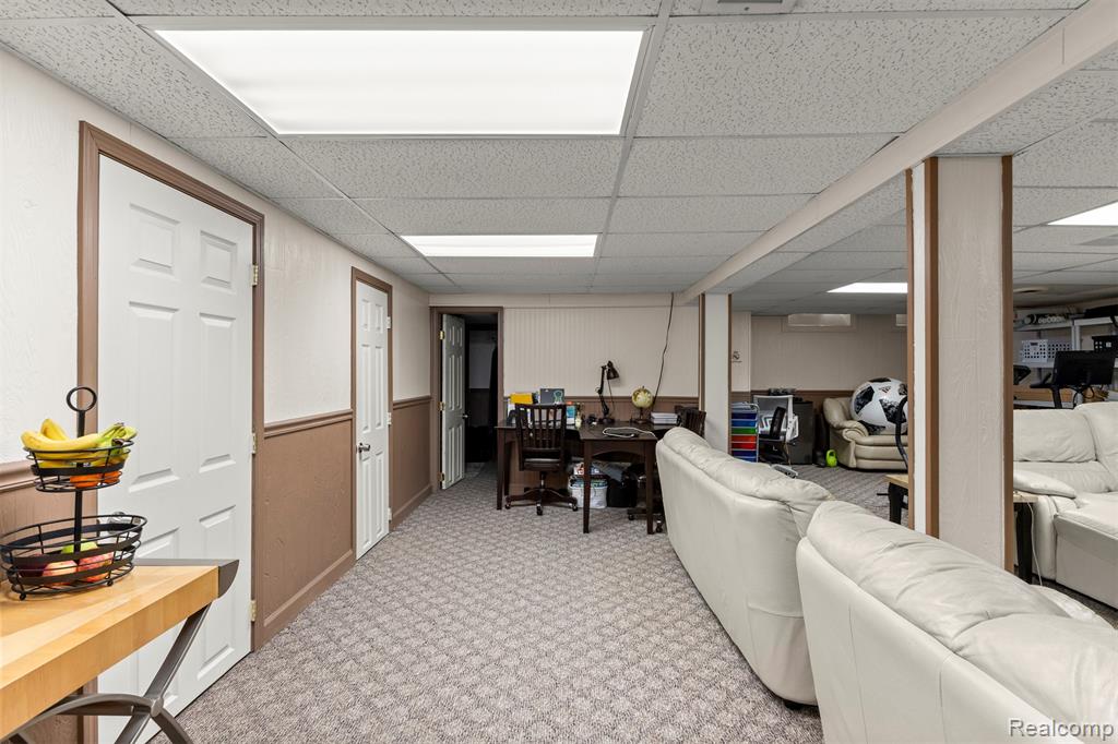 26611 Cecile Street, Dearborn Heights, MI 48127 — Photo 33