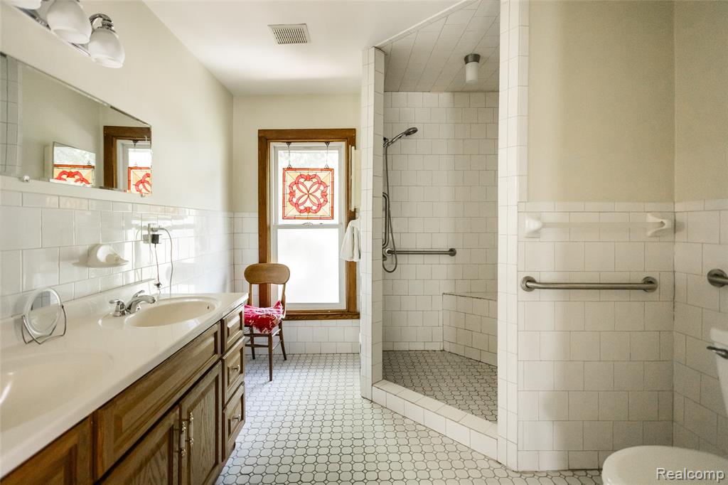 51 Massachusetts Street, Highland Park, MI 48203 — Photo 16