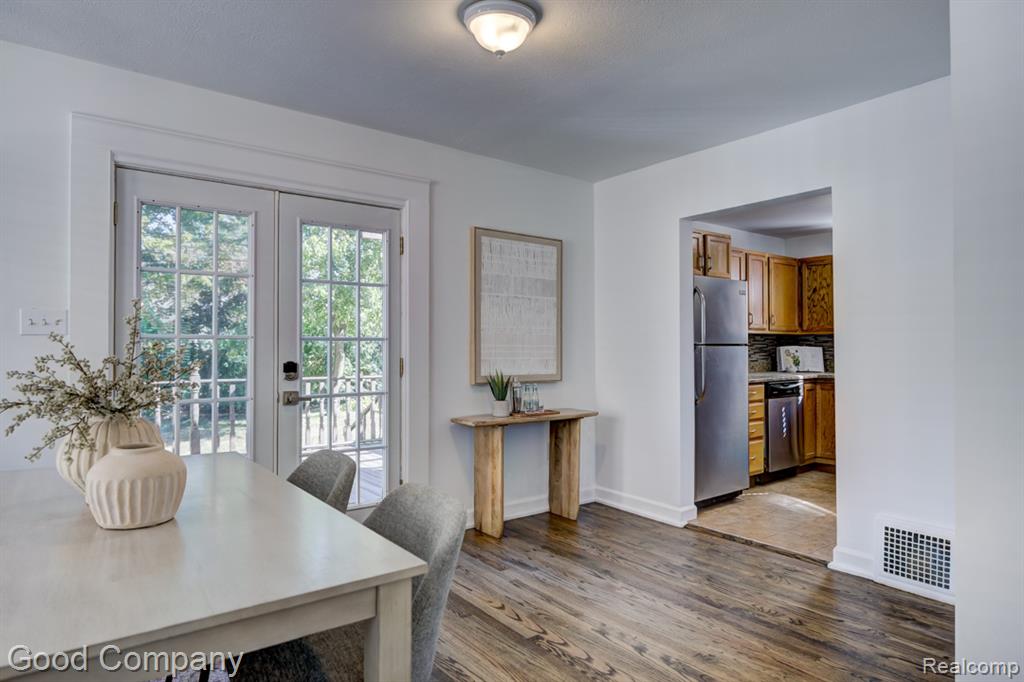713 S Pleasant Street, Royal Oak, MI 48067 — Photo 13