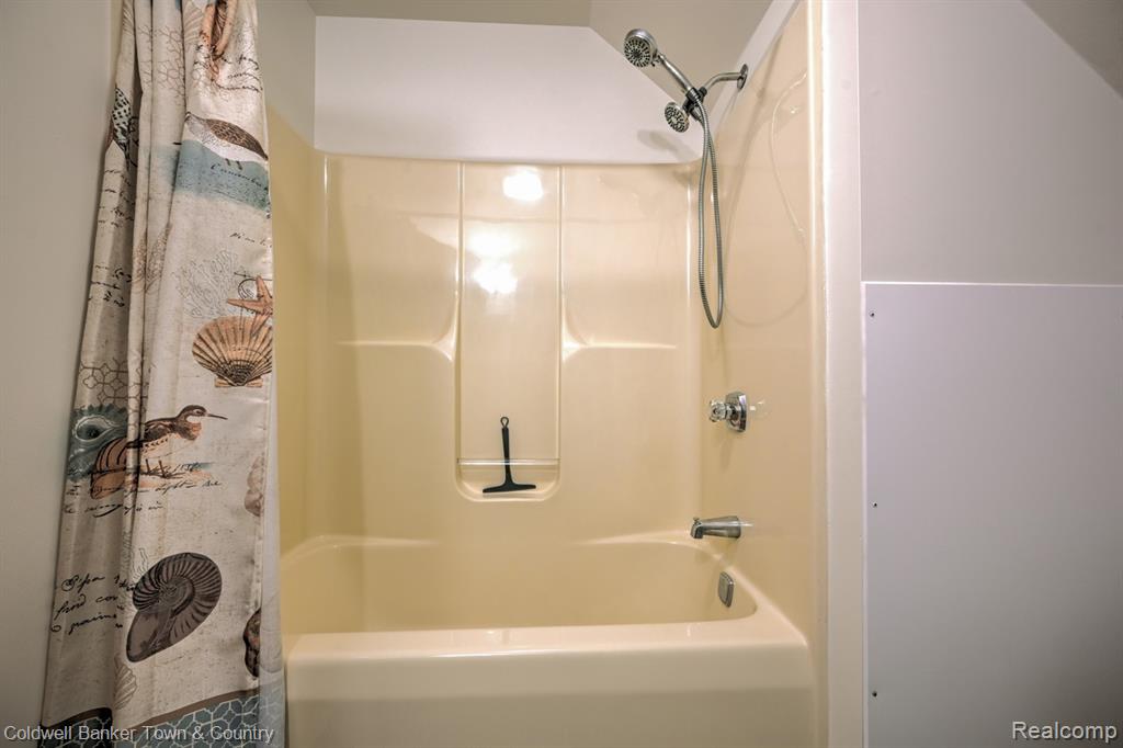 44694 Geddes Road, Canton, MI 48188 — Photo 37