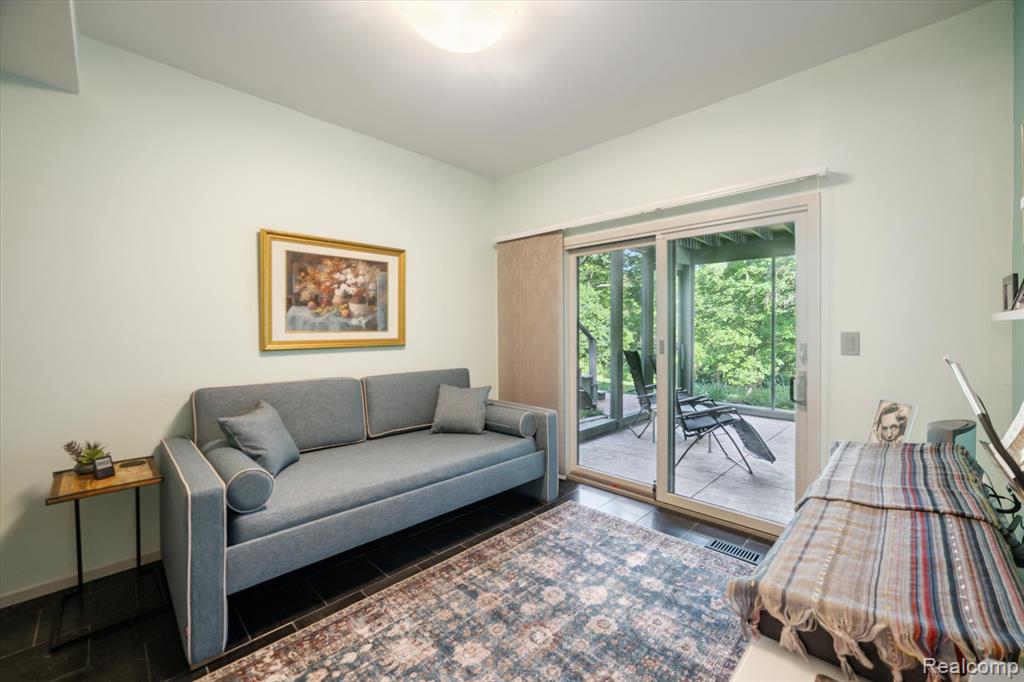 2172 Anns Way, Ann Arbor, MI 48105 — Photo 30