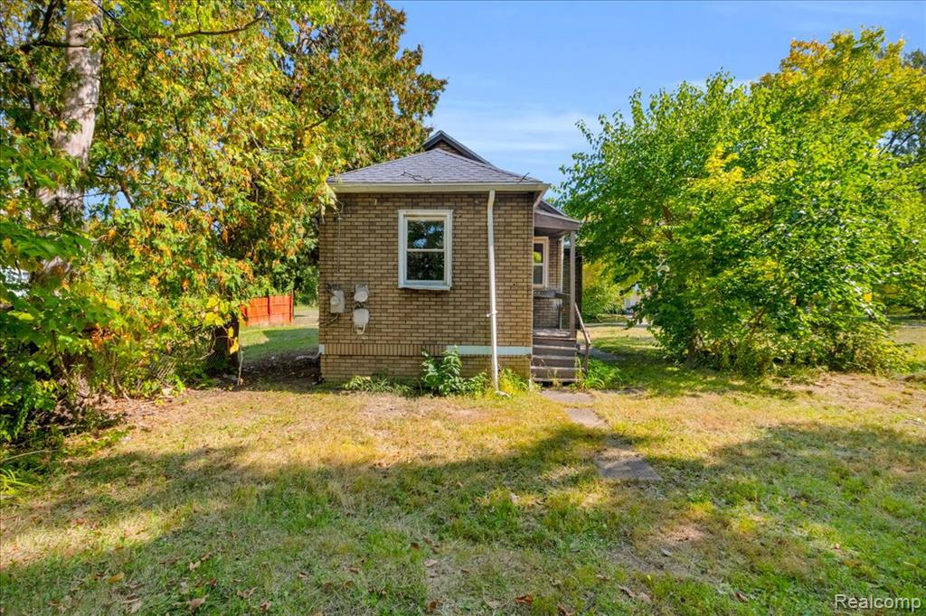 3789 Montclair Street, Detroit, MI 48214 — Photo 20