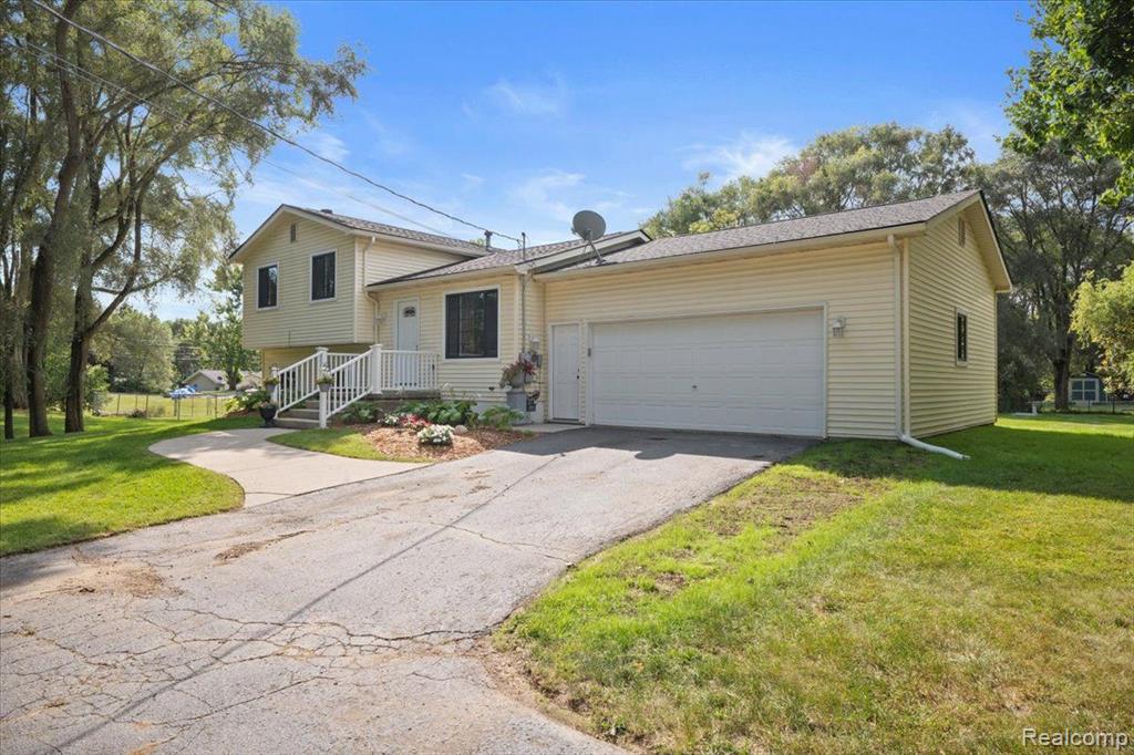 4525 CLINTONVILLE Road, Clarkston, MI — Photo 6