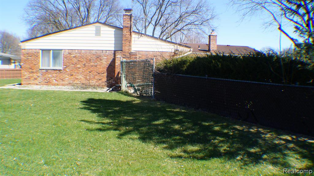 4609 CALVERT Court, Troy, MI 48085 — Photo 38