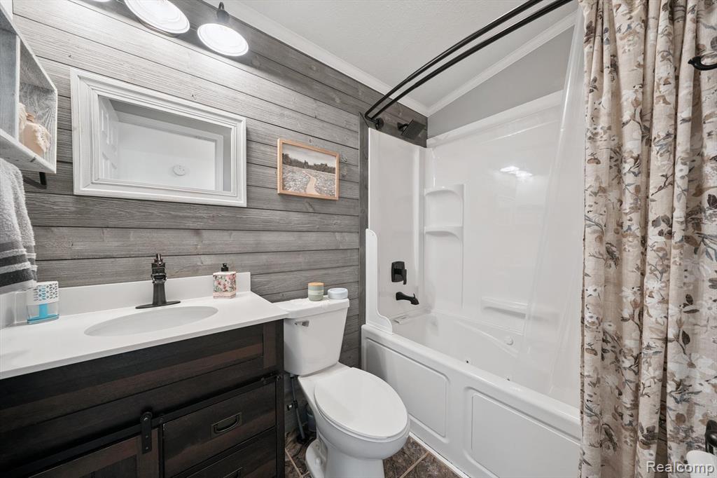 4056 Day Street, Burton, MI 48519 — Photo 25