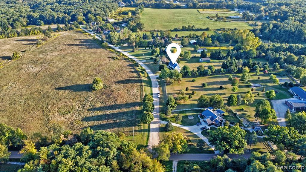 2290 Silver Fox Run, Holly, MI 48442 — Photo 58