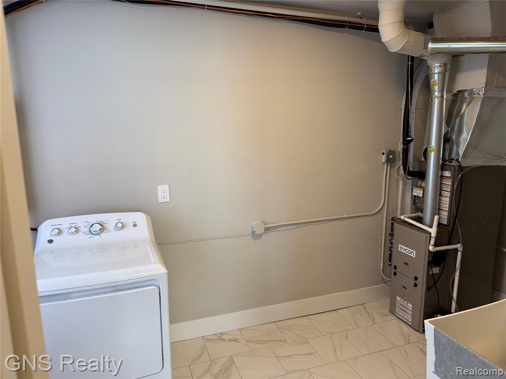 1143 E Harwood Avenue, Madison Heights, MI 48071 — Photo 10