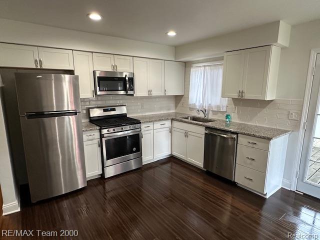 8768 Whitehorn Street, Romulus, MI 48174 — Photo 18