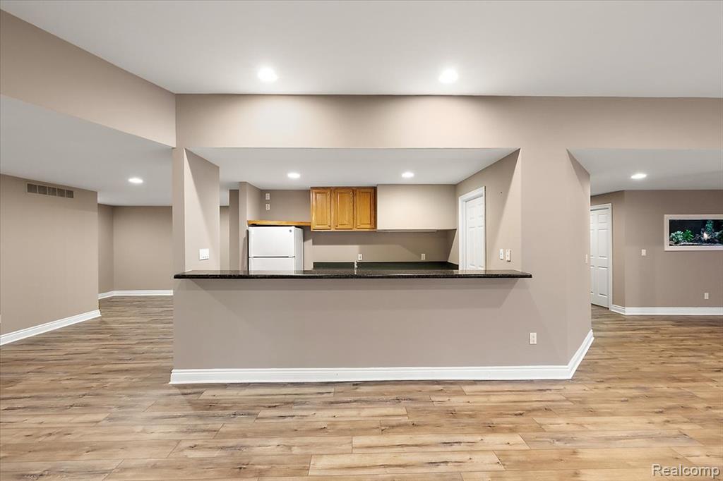 3725 Mountain Laurel Court, Oakland, MI — Photo 59