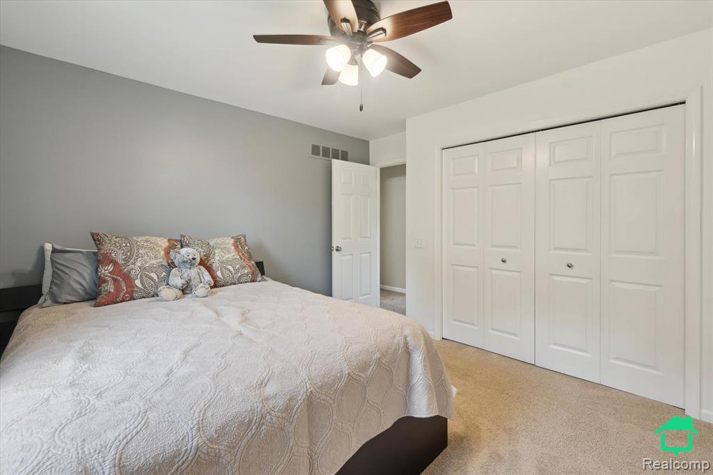 46518 E Oak Manor Court, Canton, MI 48187 — Photo 23