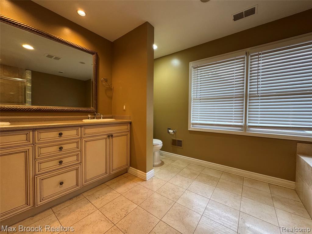 458 Laprairie Street, Ferndale, MI 48220 — Photo 12