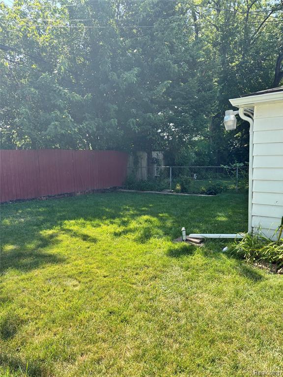 9990 Appleton, Redford, MI 48239 — Photo 66
