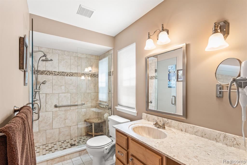 1661 BENNINGTON, Canton, MI 48188 — Photo 10
