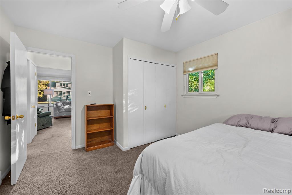 42 Gladwin Avenue, Clawson, MI — Photo 15