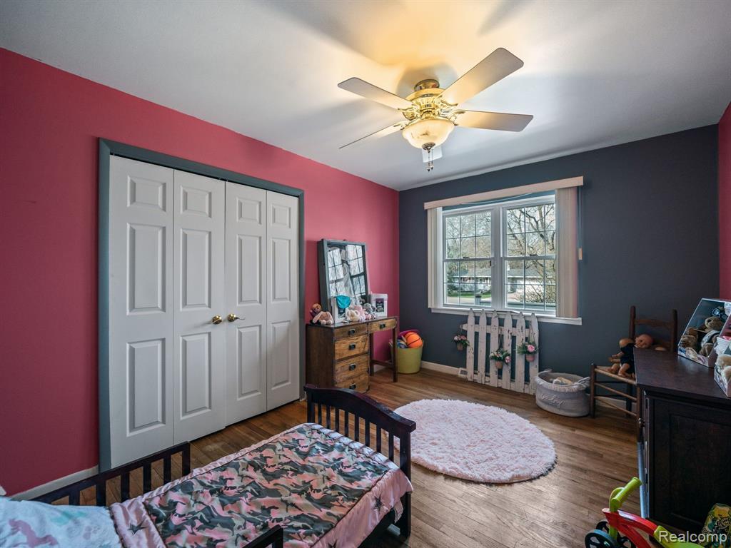 707 PINE TREE Road, Lake Orion, MI 48362 — Photo 22