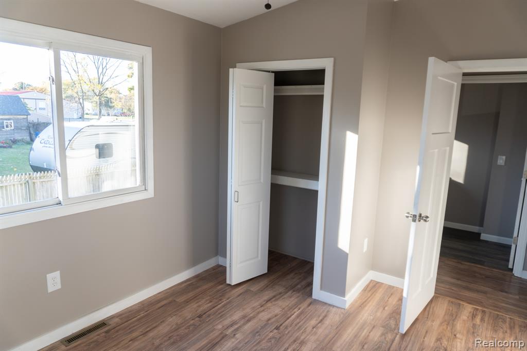 400 W MAIN Street, Durand, MI 48429 — Photo 36