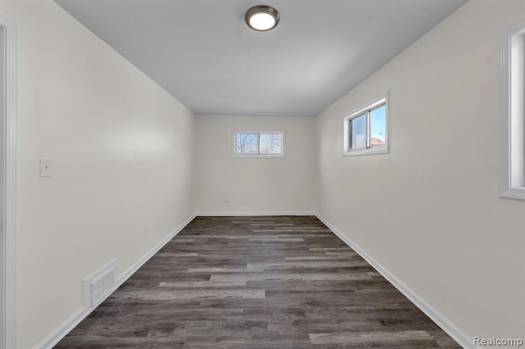 6243 Hunt Street, Romulus, MI 48174 — Photo 16