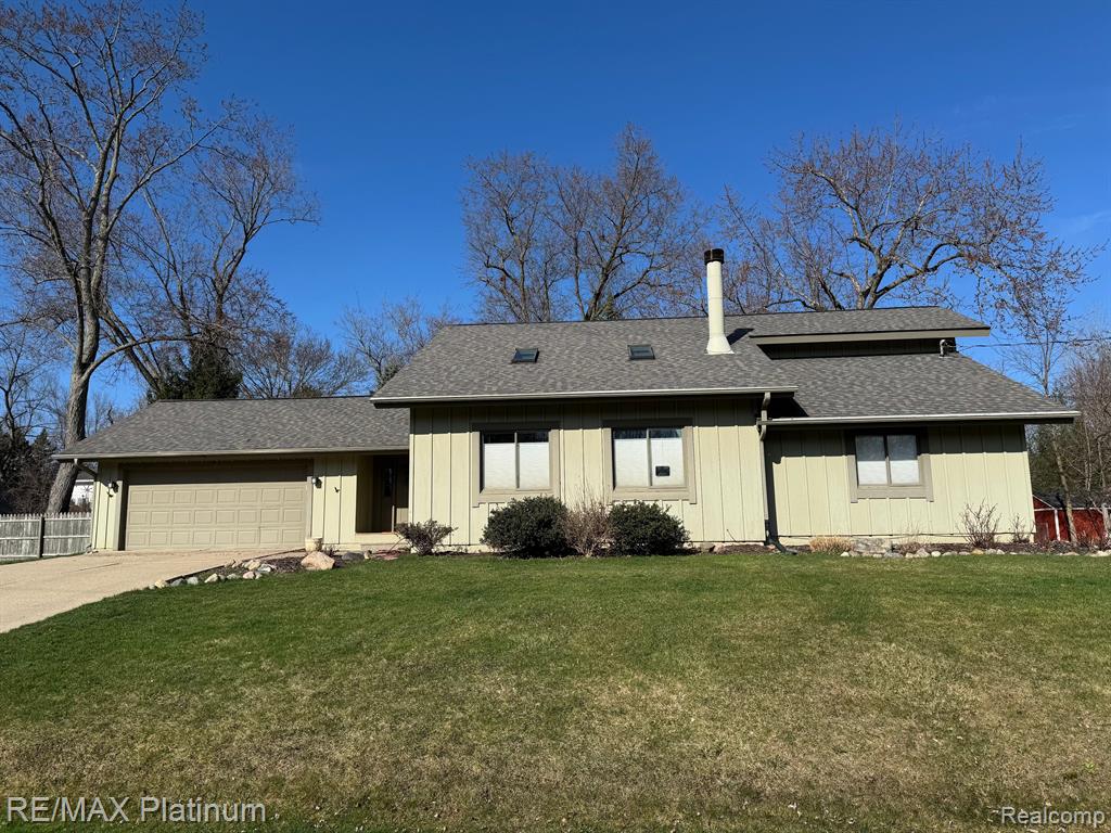 3960 S Bradmore Avenue N, West Bloomfield, MI 48324 — Photo 2