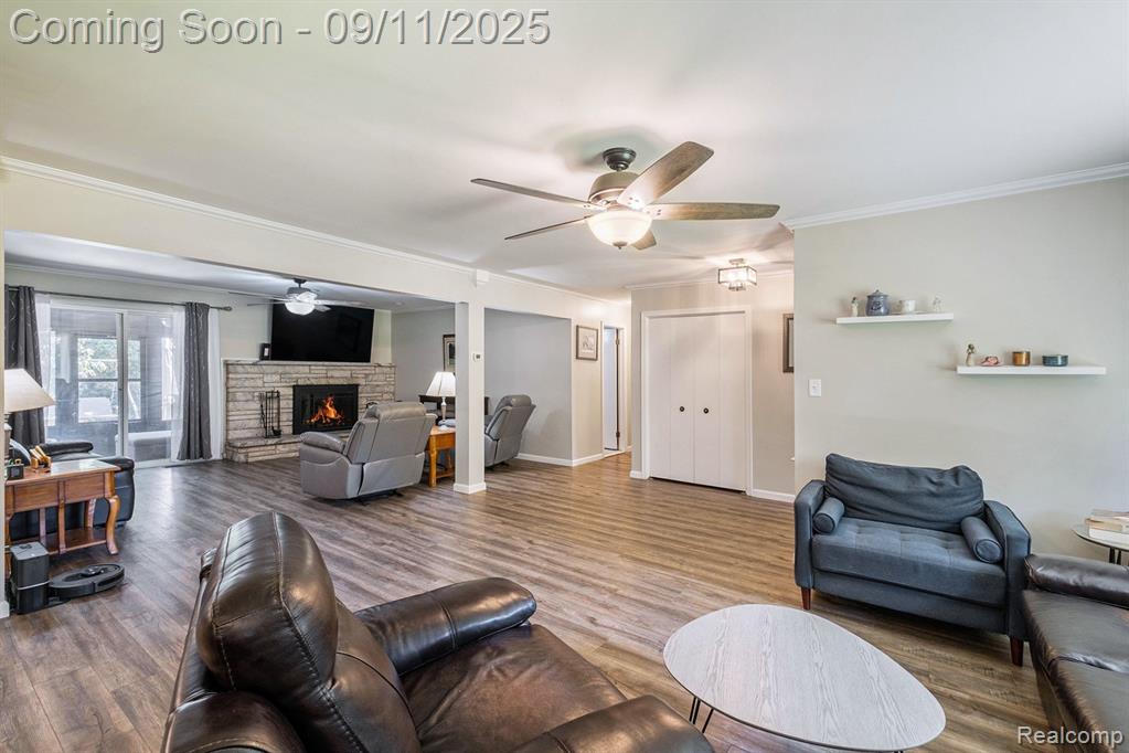 5417 Irish Road, Grand Blanc, MI 48439 — Photo 5