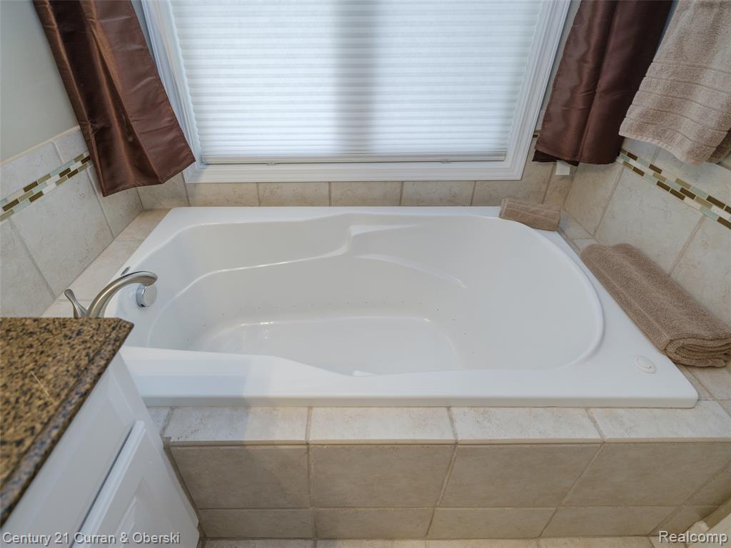 60846 N Lakeshore Drive, Lawrence, MI 49064 — Photo 24