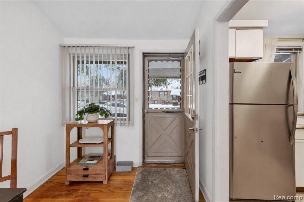 2327 Fernwood Avenue, Ann Arbor, MI 48104 — Photo 4