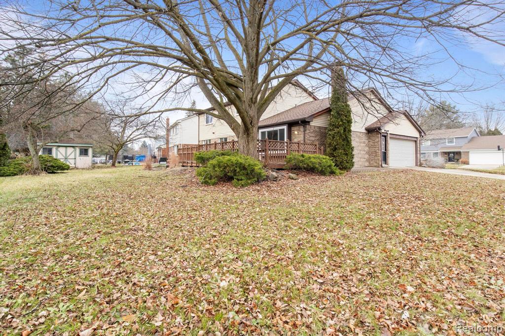 46749 Camelia Drive, Canton, MI 48187 — Photo 32