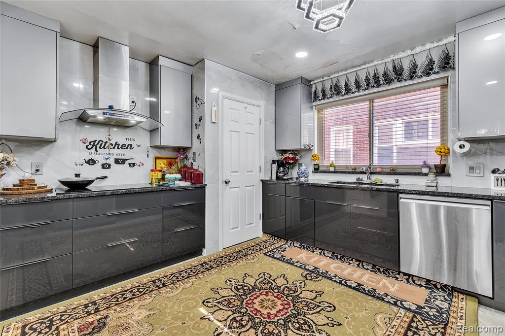 7514 Calhoun Street, Dearborn, MI 48126 — Photo 7