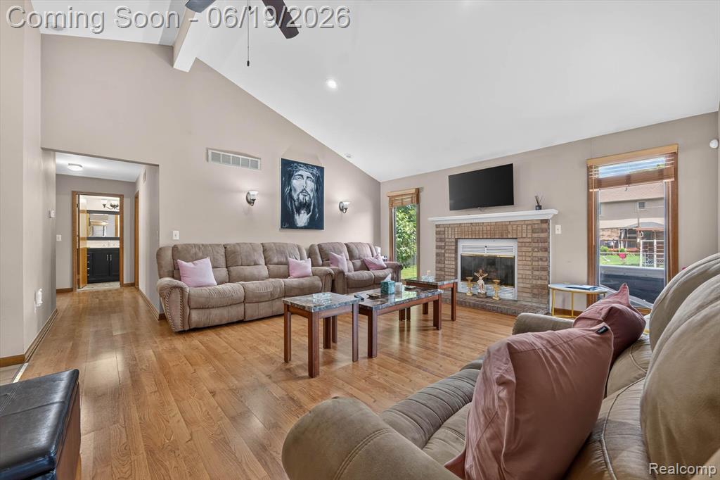 46362 Springhill Drive, Utica, MI 48317 — Photo 7