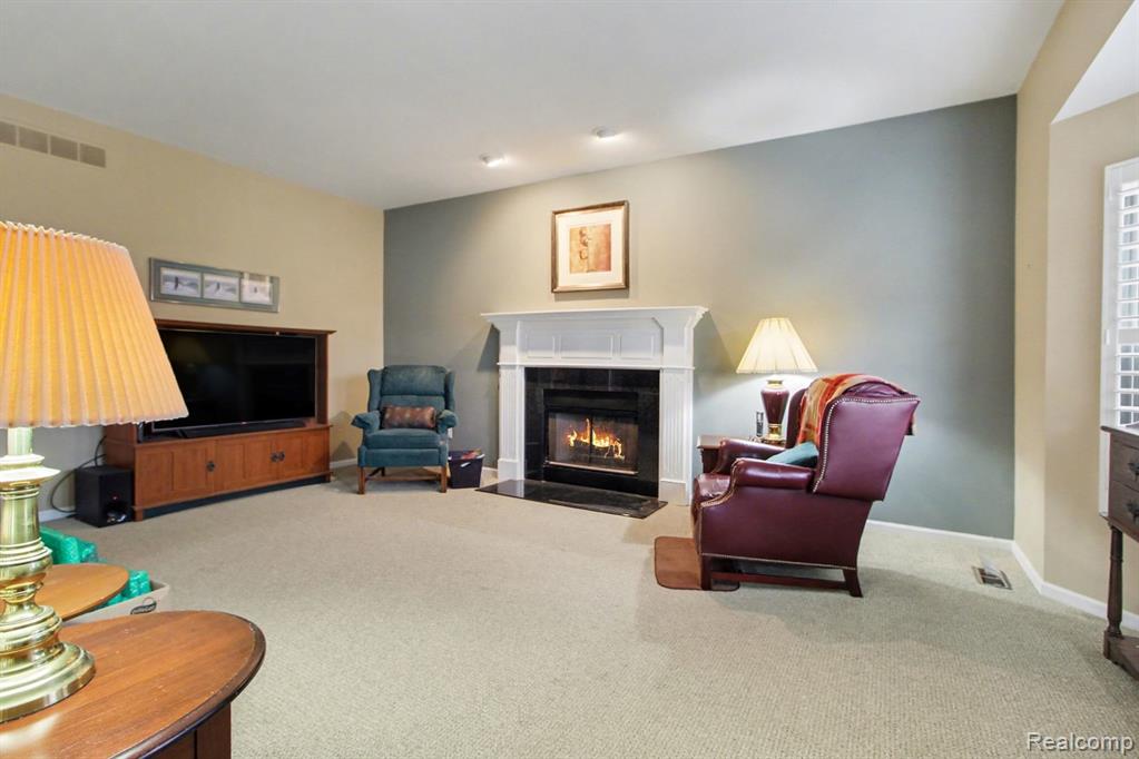 5744 Hidden Lane Court, White Lake, MI 48383 — Photo 12