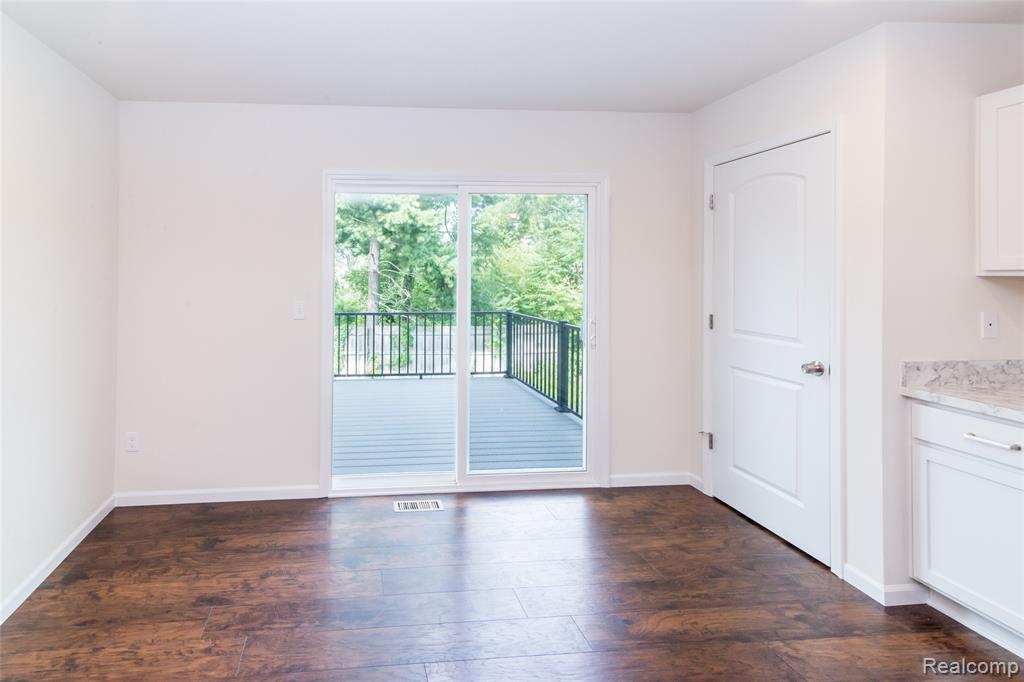 5372 Rural Terrace, Waterford, MI — Photo 25