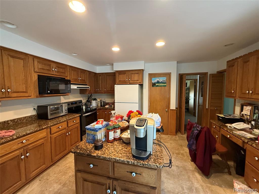489 Chalfonte Avenue, Grosse Pointe Farms, MI 48236 — Photo 20