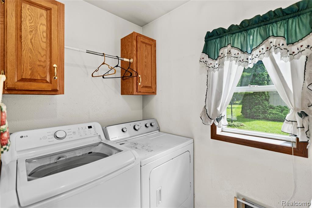 5206 Lippincott Boulevard, Burton, MI 48519 — Photo 31
