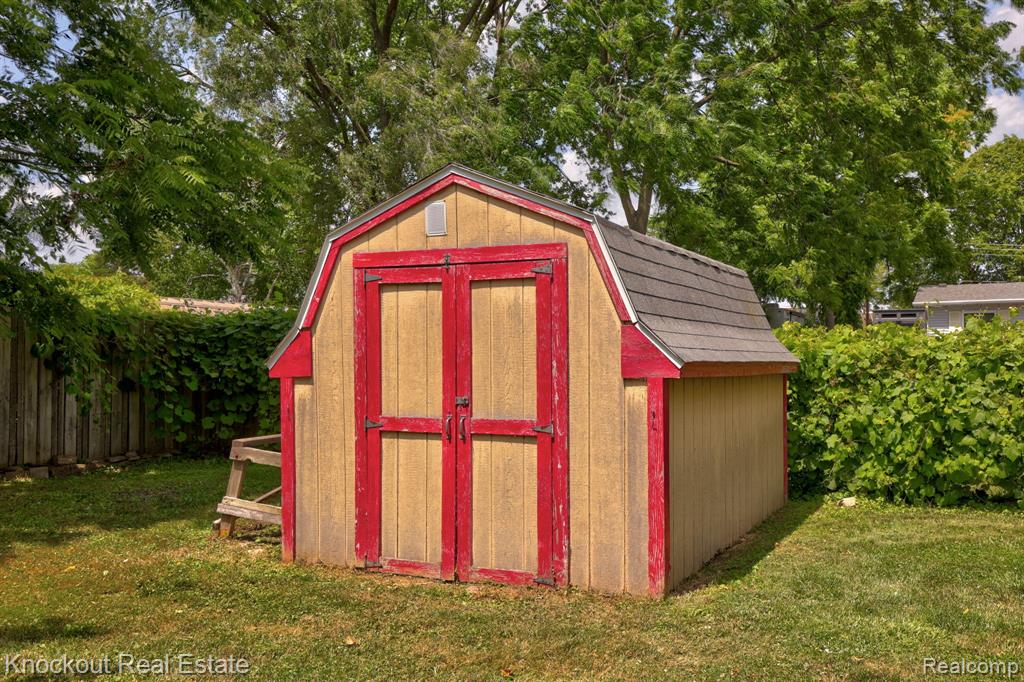4912 Hepburn Road, Saginaw, MI 48603 — Photo 29