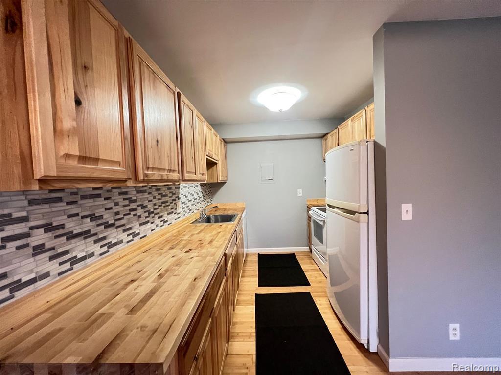 2152 PAULINE Boulevard, Ann Arbor, MI 48103 — Photo 8