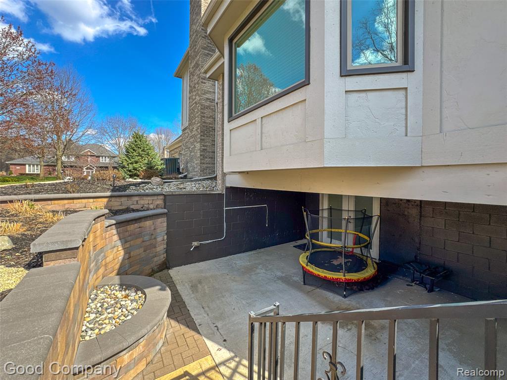 43169 Ashbury Drive, Novi, MI — Photo 51