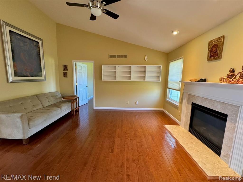 1865 N KENWYCK Drive, 59, Ypsilanti, MI 48198 — Photo 6