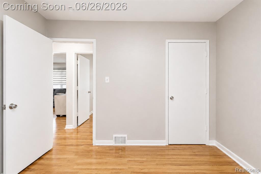 28546 Marquette Street, Garden City, MI — Photo 15