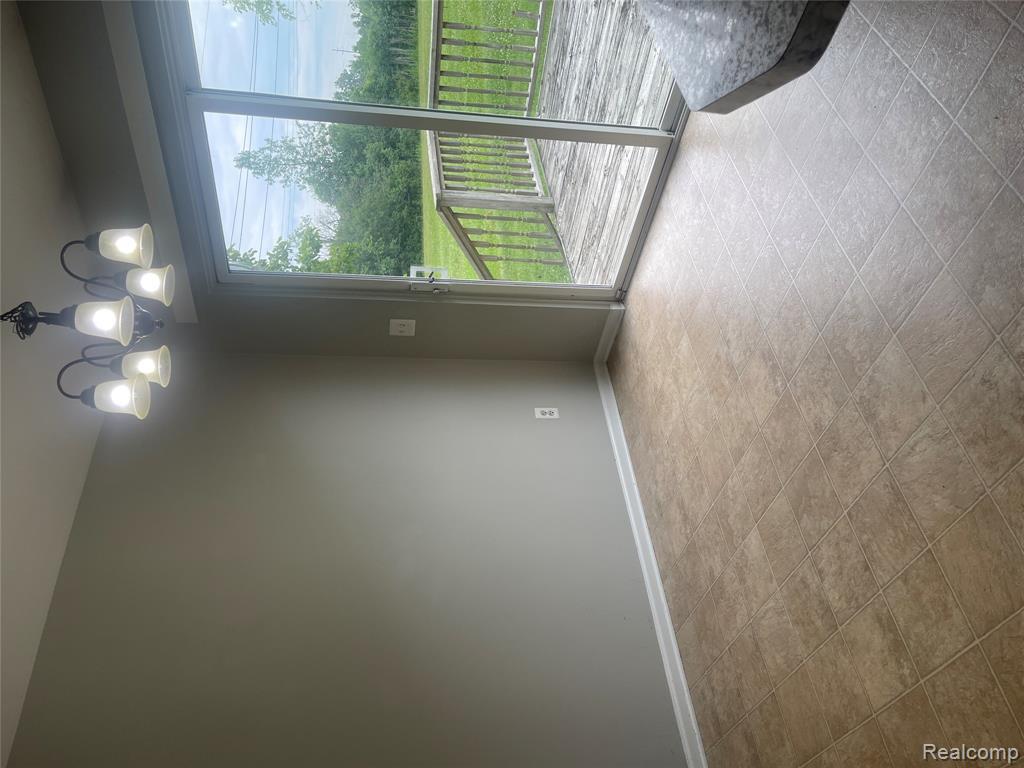 401 Buffalo, Trenton, MI 48183 — Photo 18