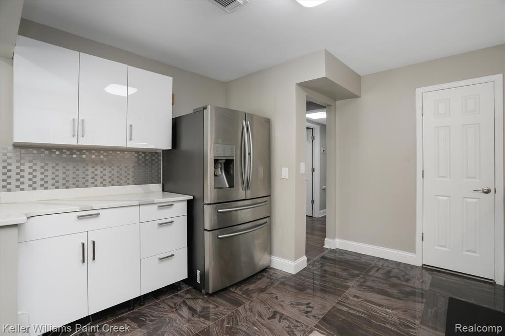 7355 Brynmawr Drive, West Bloomfield, MI — Photo 13