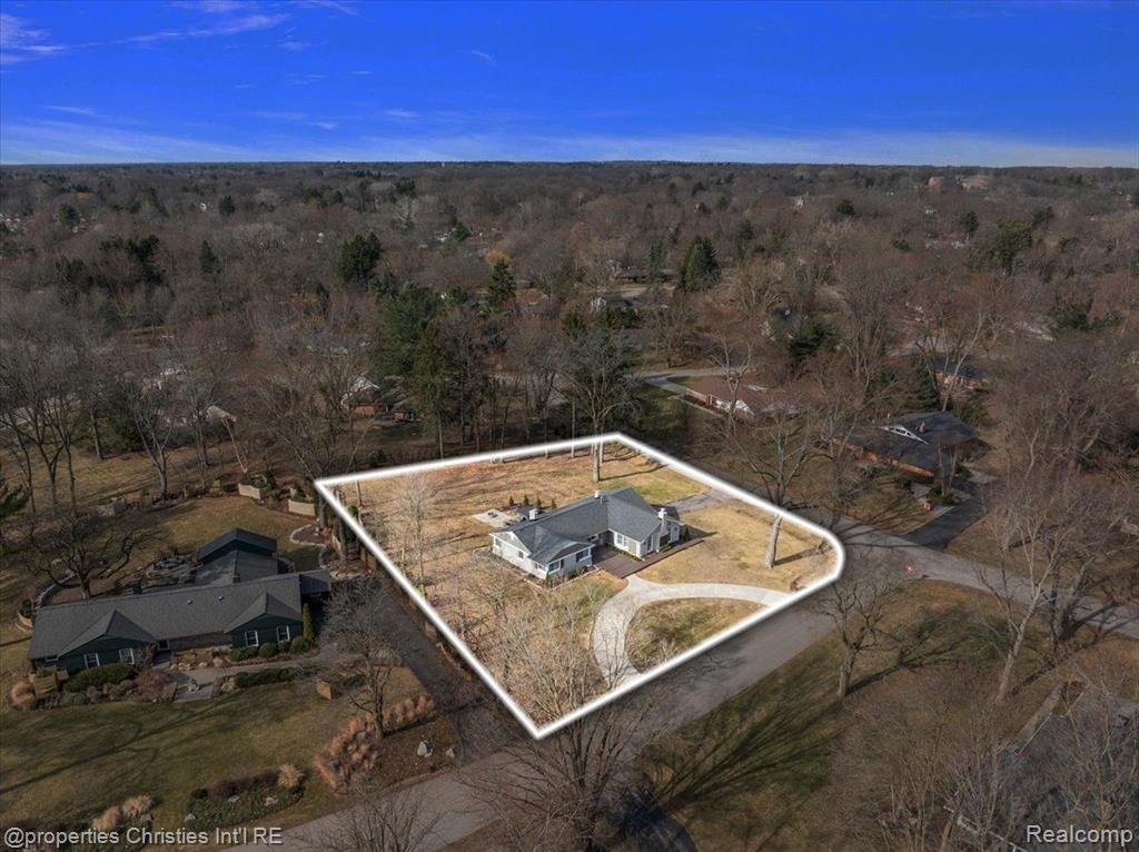 4361 MEADOWLANE Court, Bloomfield Hills, MI 48304 — Photo 2