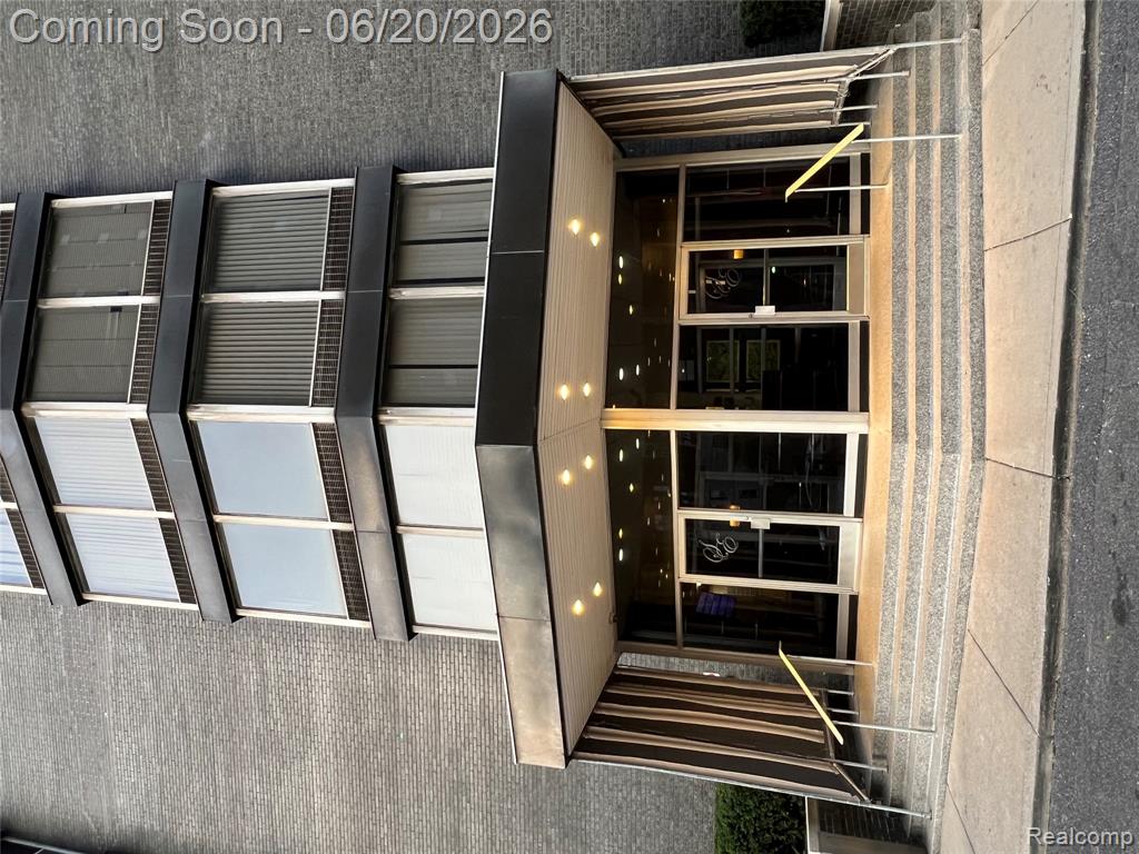 8200 E Jefferson Avenue, 1509, Detroit, MI 48214