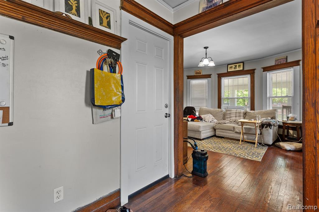 7501 DUNEDIN Street, Detroit, MI 48206 — Photo 21